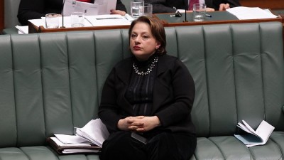 Sophie Mirabella - all alone (image from annamariacom.blogspot.com)