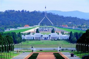 Parliament House - the centre of our democracy (image by holam.com.au)
